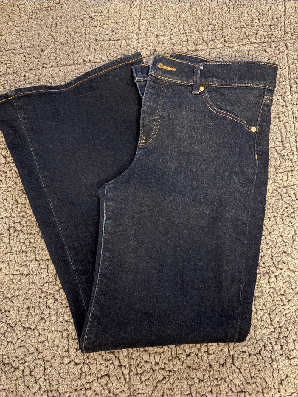 Express Women’s Dark Wash Blue 70s Flare Jeans 8S